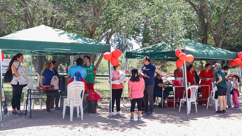 El Hospital Sali A Las Calles A Hacer Testeos R Pidos De Vih Y S Filis