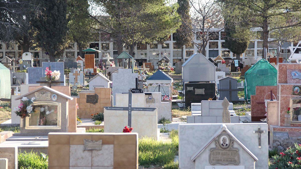 El Municipio proyecta crear un nuevo cementerio - LMCipolletti.com
