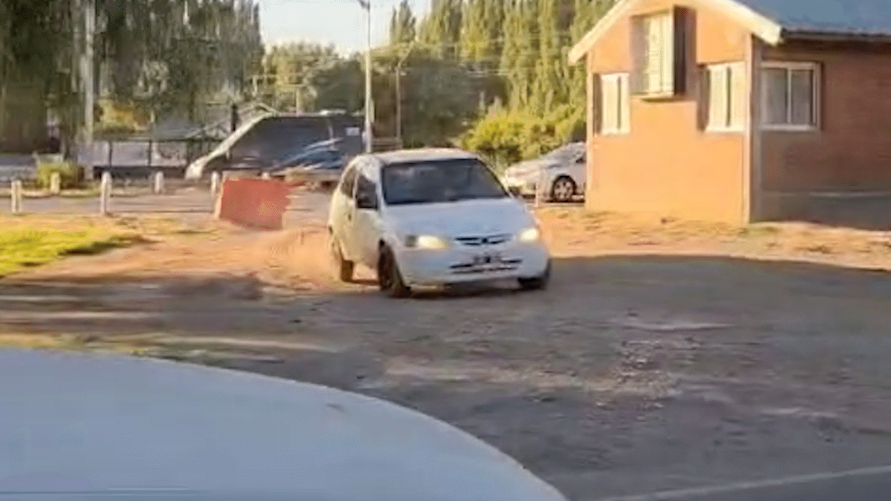 Caos de tránsito en el puente interprovincial: fuerte polémica por los colados de la Ruta 22