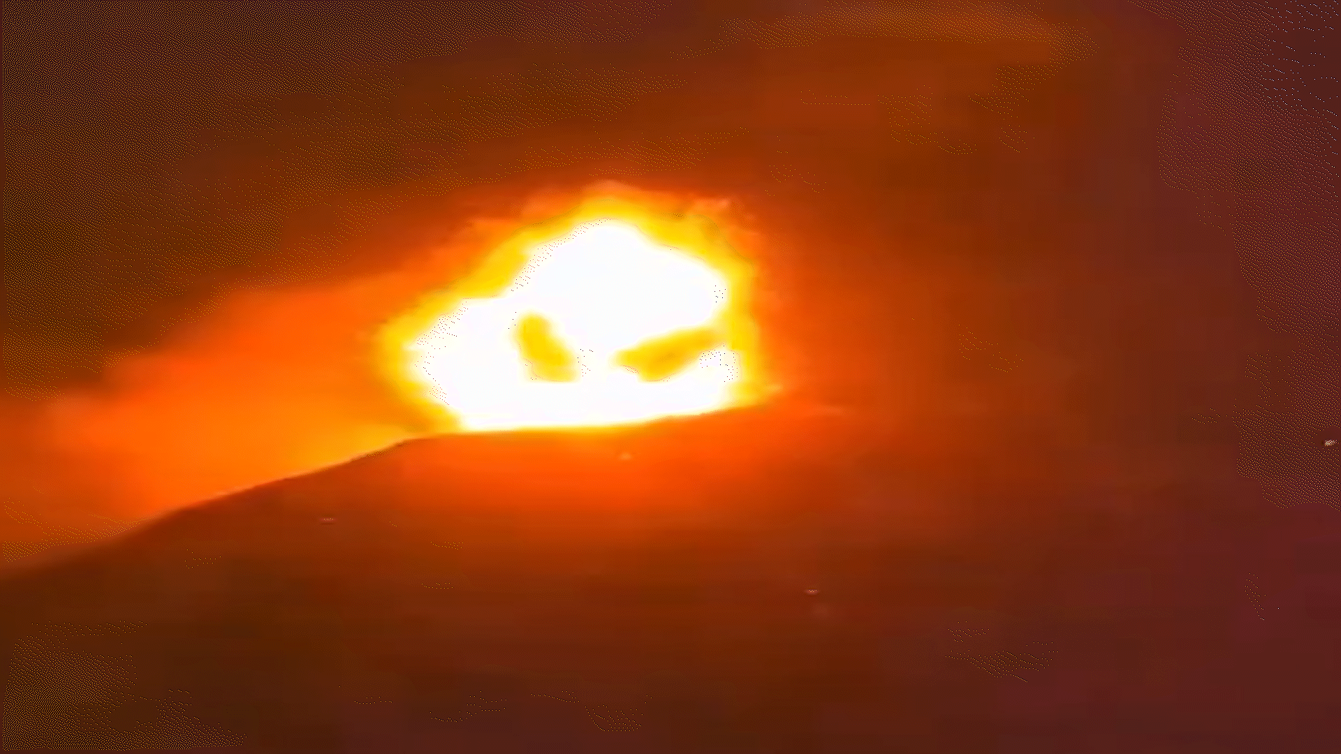 Se trata del volcán más activo de Guatemala y uno de los de mayor actividad de toda Centroamérica. | LMCipolletti.com Se trata del volcán más activo de Guatemala y uno de los de mayor actividad de toda Centroamérica.