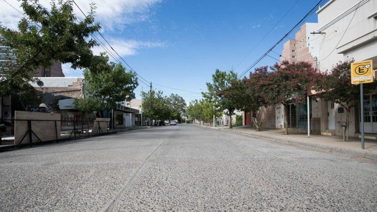 En la zona restringida, muchos comercios pierden clientes.