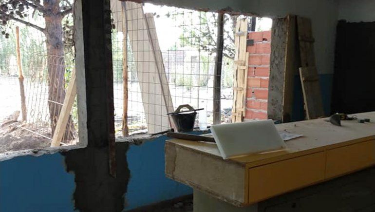 Denuncian falta de obras en la Escuela Laboral 7, que no pudo iniciar las clases.