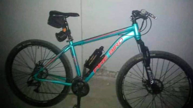 Le robaron la bicicleta y quedó todo grabado