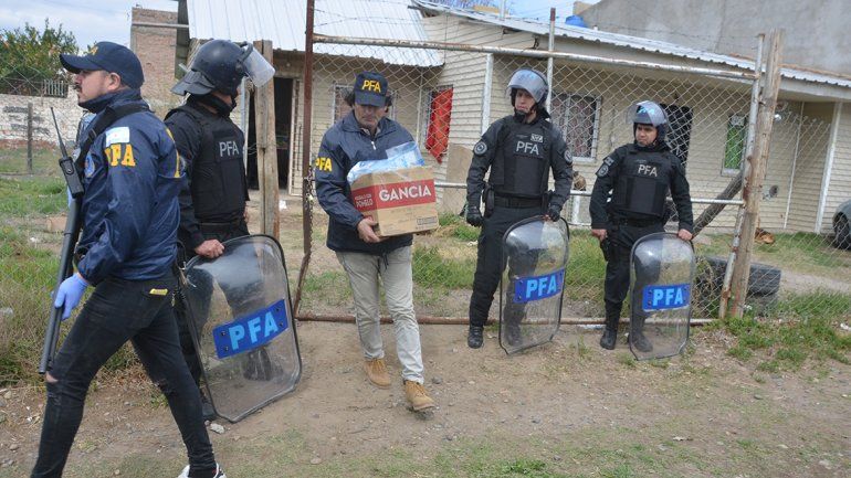 Red narco tenía acopiados casi 9 kilos de cocaína en un barrio de Neuquén