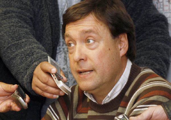 “Una mezcla de empresitas y autoritarismo”