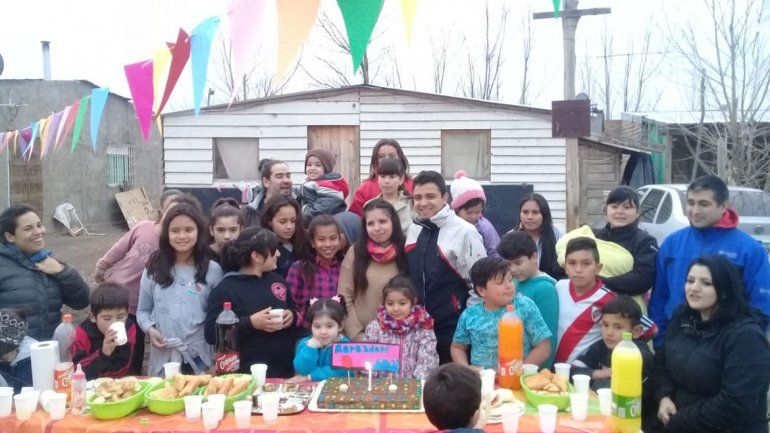 Todos se habían ilusionado con la casita para el merendero Adonai