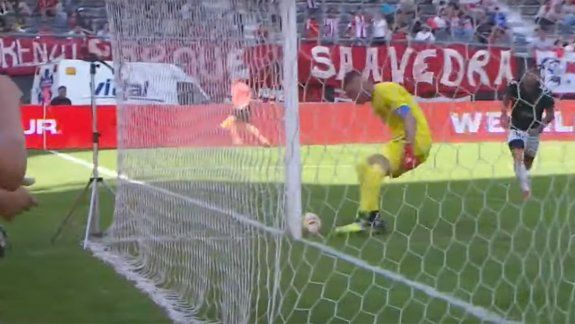 en el dia del arquero, andujar se mando un blooper