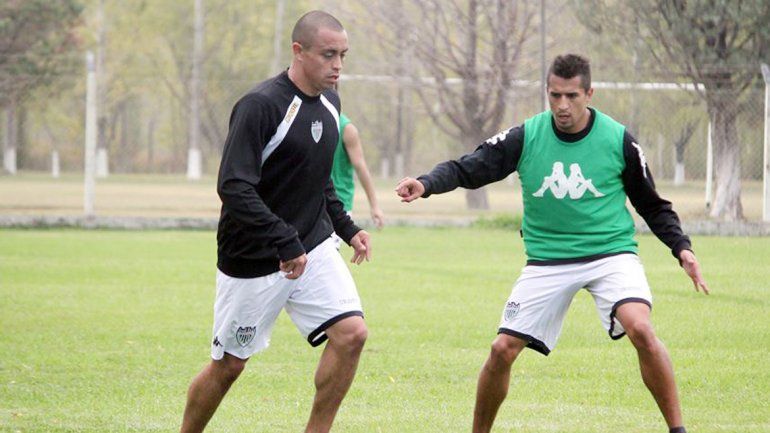 Carrasco volverá a ser titular en la mitad de la cancha después de haber cumplido la suspensión de una fecha.