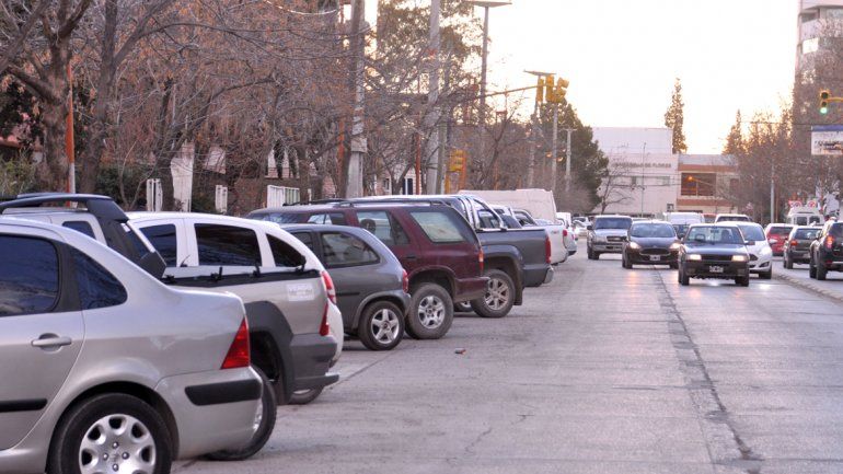 El cobro por estacionar arrancará en el perímetro comprendido por Fernández Oro