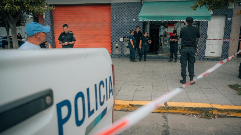 Un kiosquero fue asesinado y policías mataron a un inocente creyendo que era el sospechoso