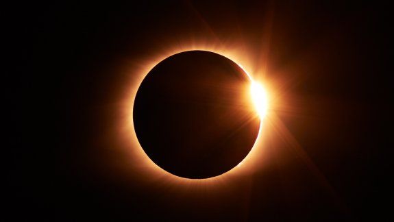 Al eclipse solar 2020 lo seguirá una conjunción de Júpiter y Saturno