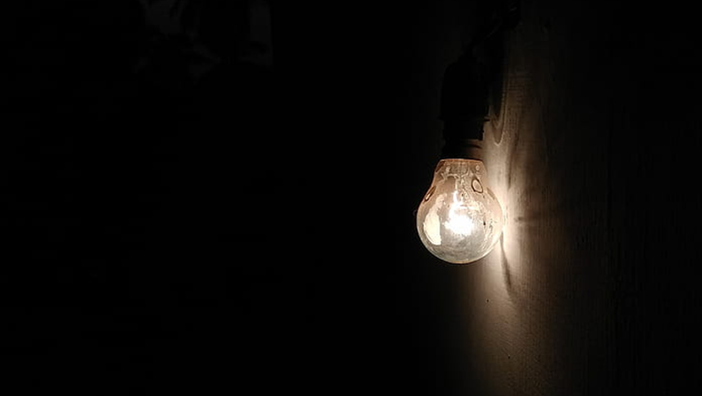 Cómo funciona la aplicación que permite ahorrar en la factura de luz