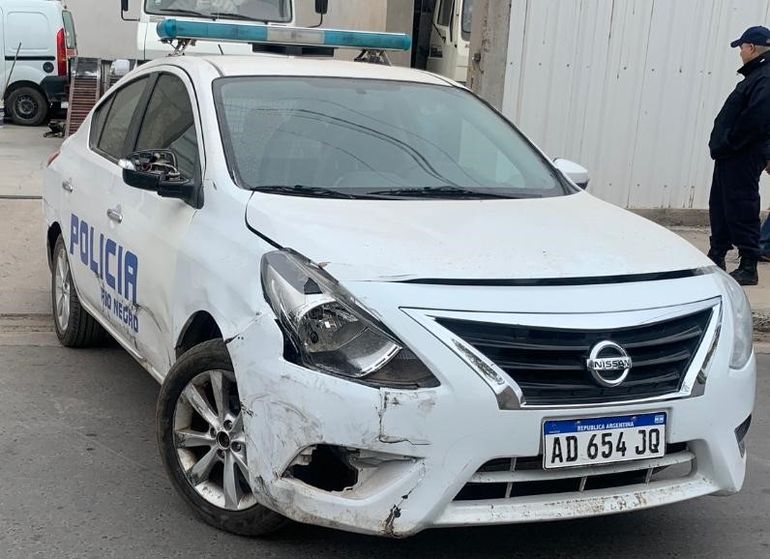 Los vecinos pusieron plata para arreglar un patrullero