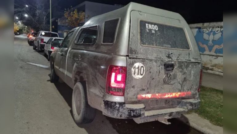 La camioneta donde se hallaron los cuatro cadáveres en Bahía Blanca. Macabro.