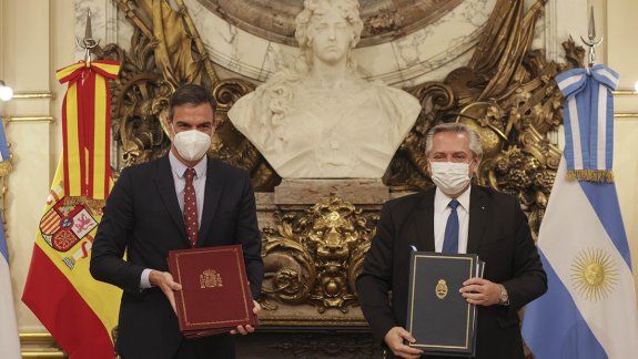 Casa Rosada: Fernández recibe al presidente español