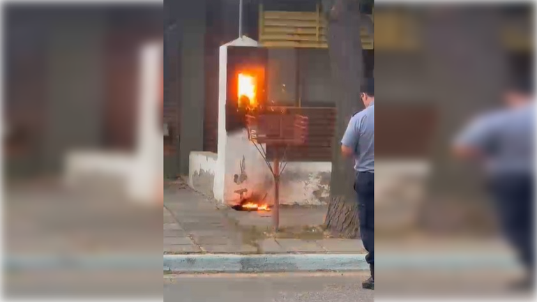 El incidente ocurrió esta tarde alrededor de las 20.40 en la Escuela Primera 313.