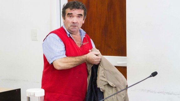 Lo juzgan de nuevo por el brutal asesinato de su hermana
