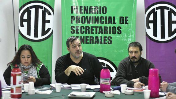 Rodolfo Aguiar anunció un nuevo paro provincial para el jueves 13.