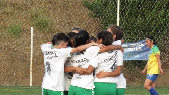 El fútbol femenino logró la medalla de oro en su primera participación en el 2019.