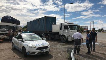 chocaron el puente ferroviario y no hay tren