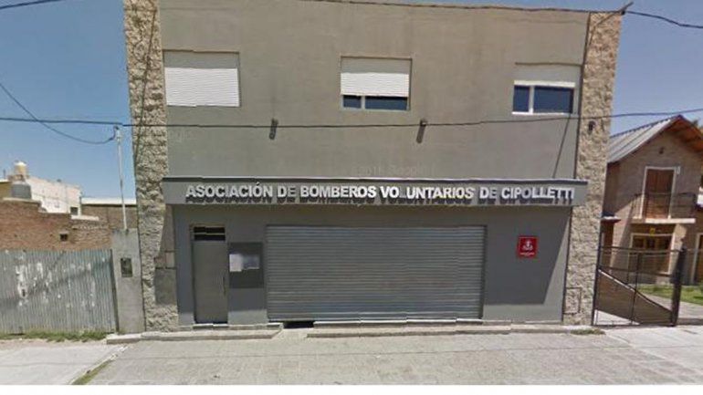 Construirán un depósito para guardar camiones al lado del salón de Bomberos.