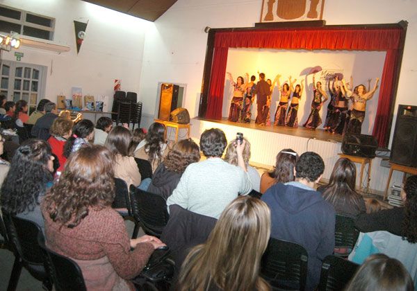 Fin de la campaña, Mica viaja el viernes a China