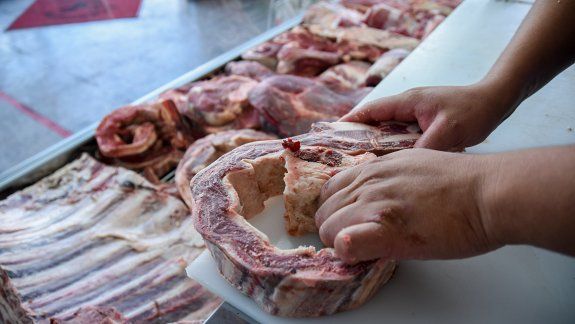 Un diputado quiere que el asado sea más barato en Neuquén