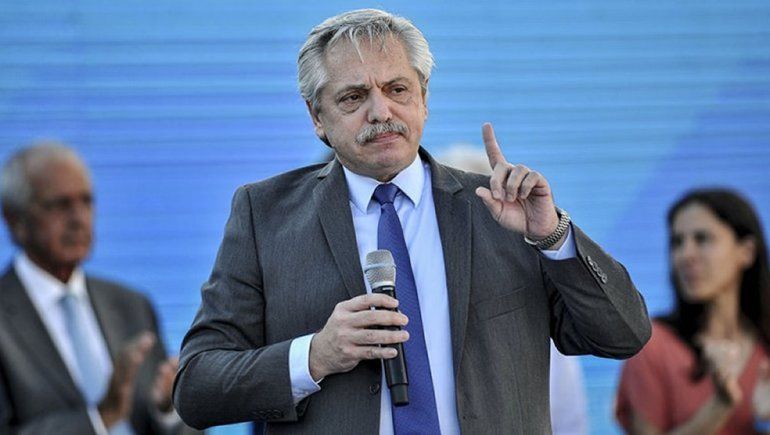 Declaran la emergencia sanitaria nacional y suspenden los vuelos al país de zonas infectadas