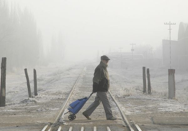 La neblina se adueñó de la región valletana
