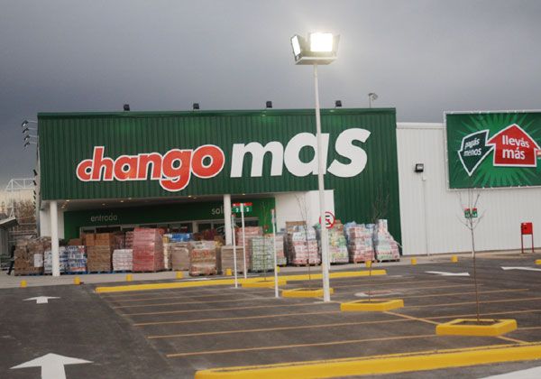 Expectativa por la inminente apertura del supermercado Changomás