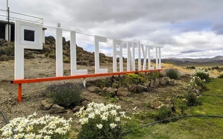 En la Región Sur, el paraje Pilquiniyeu Viejo busca ser declarado Sitio Histórico Provincial. En la Región Sur, el paraje Pilquiniyeu Viejo busca ser declarado Sitio Histórico Provincial.