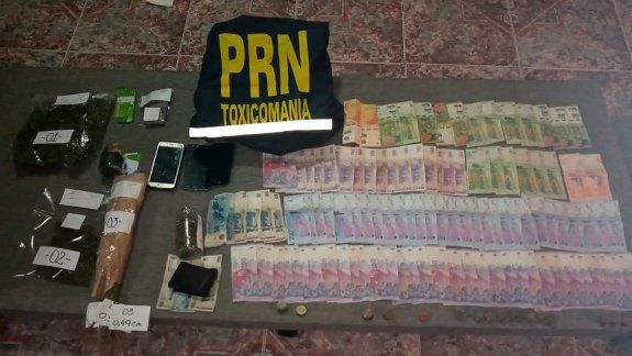 Atraparon a dos narcos cuando fraccionaban la droga