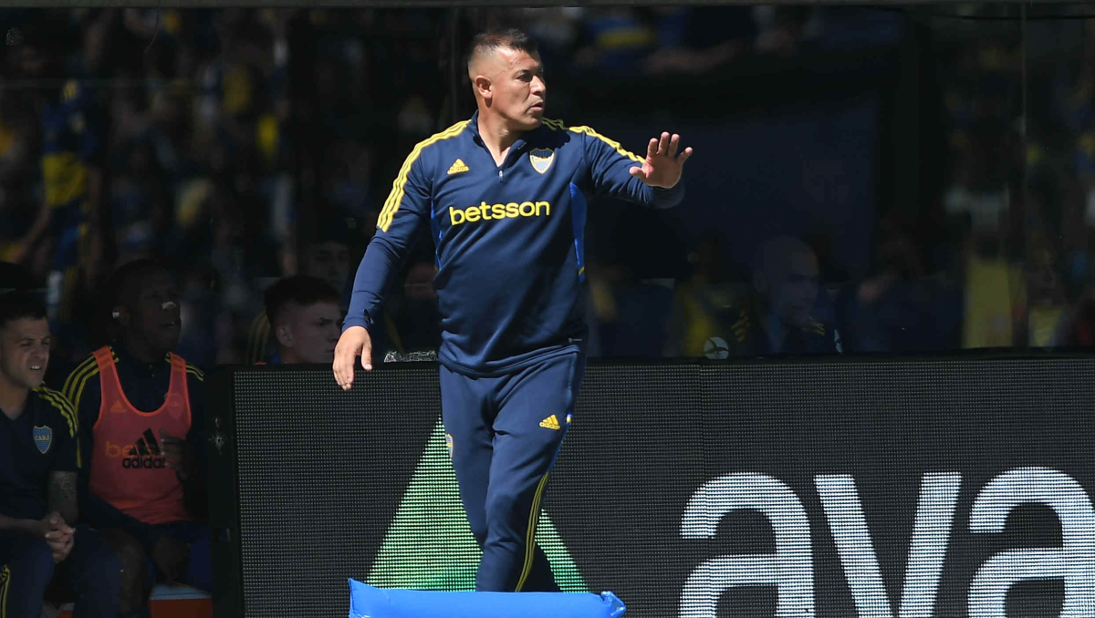 Jorge Almirón perdió la batalla táctica en el Superclásico y Boca se vio claramente superado por River. Fotos: Télam&nbsp;