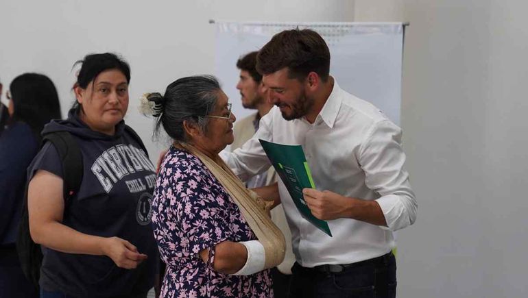 Entregaron escrituras a dueños de viviendas del IPPV