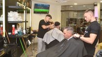la primera batalla patagonica de barberos, con $750 mil en juego