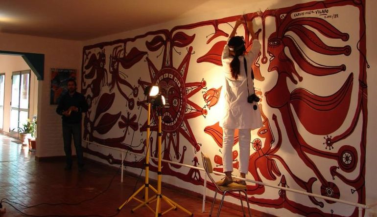 Llegan con fuerte custodia a muestra en Oro 18 pinturas de Carlos Páez Vilaró