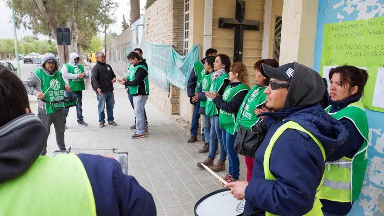 Los trabajadores del cementerio protagonizaron varias protestas.