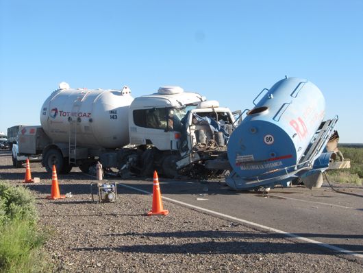 Un muerto en choque múltiple de camiones en Catriel