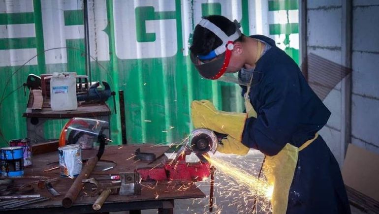 En Colonia Juli&aacute; y Echarren hay dos escuelas: una primaria y un colegio t&eacute;cnico.