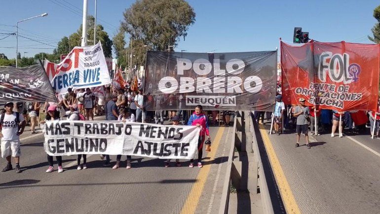 Organizaciones sociales protestan en Neuquén: ¿Cortan los puentes?