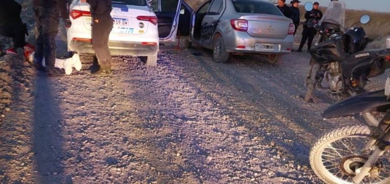 Adolescente le robó el auto a su madre y huyó con su novia: tremenda persecución