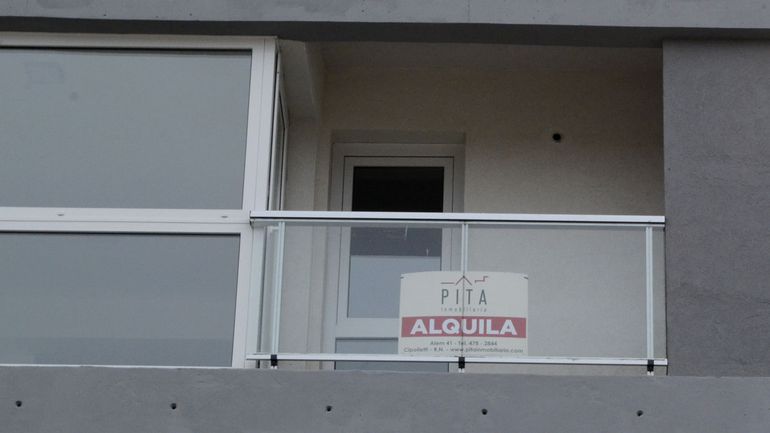 Finalizó el contrato y la dueña reclamó pintura y vidrios