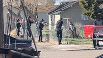 Policías de Idaho dispararon al menos nueve veces contra el chico que, según sus familiares, atravesaba una crisis de salud mental 