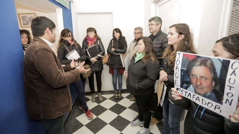 El comerciante sumó nuevas denuncias por estafas y ahora son 55 los damnificados