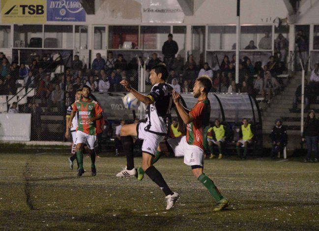 El Albinegro perdió 1 a 0 contra Sportivo Las Parejas y quedó último