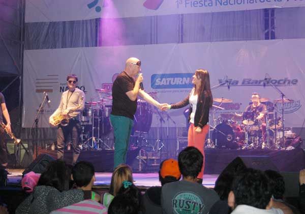 La Mosca hizo bailar a los cipoleños