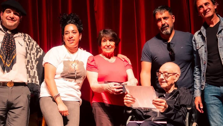 La zamba 3 de octubre de Hugo Bandor fue declarada de interés municipal.