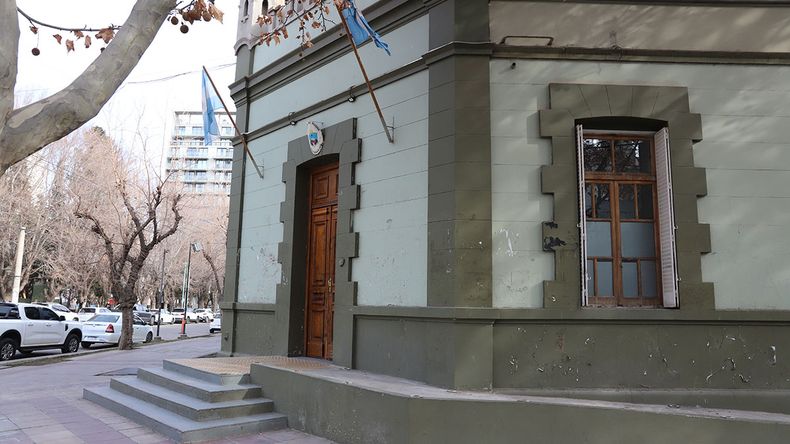 Continúa la purga en el Estado neuquino. | LMCipolletti.com Continúa la purga en el Estado neuquino.