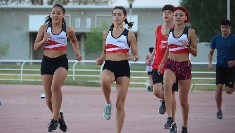 Los atletas cipoleños que compitieron en Rosario.&nbsp;