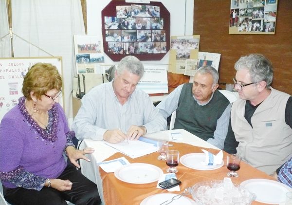 Firmaron convenio el Municipio y la Asociación Chilena